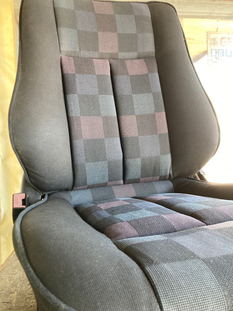 erhan oto döşeme izmir